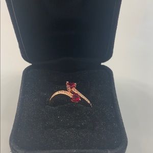 Gold ring with red heart stones- Size 7/8